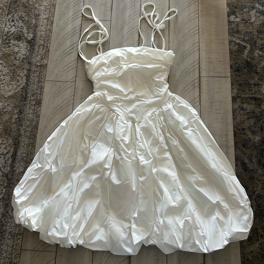SHEIN White Bubble Dress